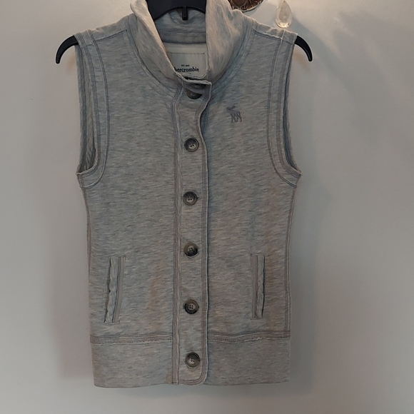 Abercrombie grey vest X large - Picture 1 of 4
